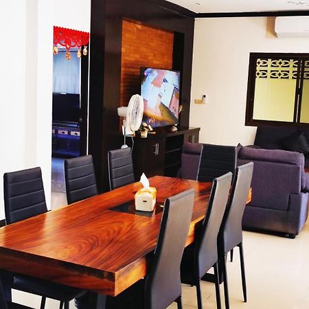 Thai Family Rawai Swimming Pool Villa Hotel المظهر الخارجي الصورة